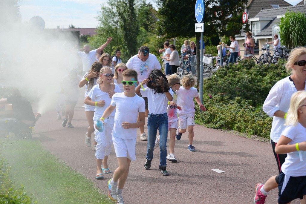 ../Images/Color fun run 2015 004.jpg